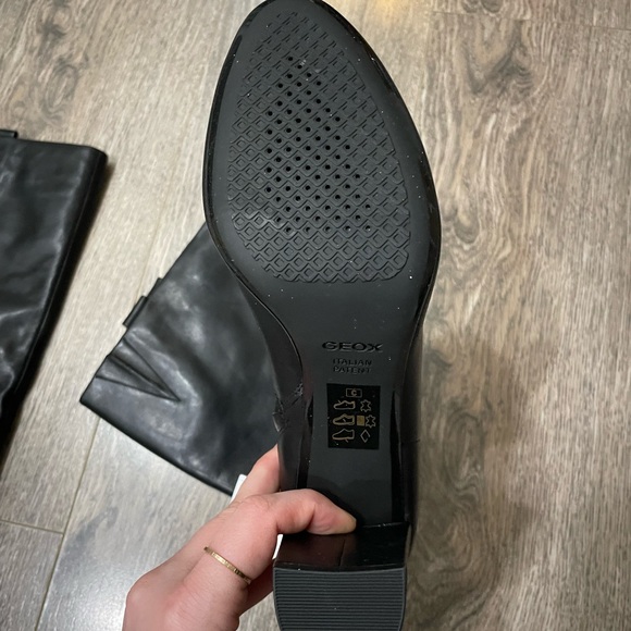 NWT Geox Knee High Leather Boots - Picture 4 of 6